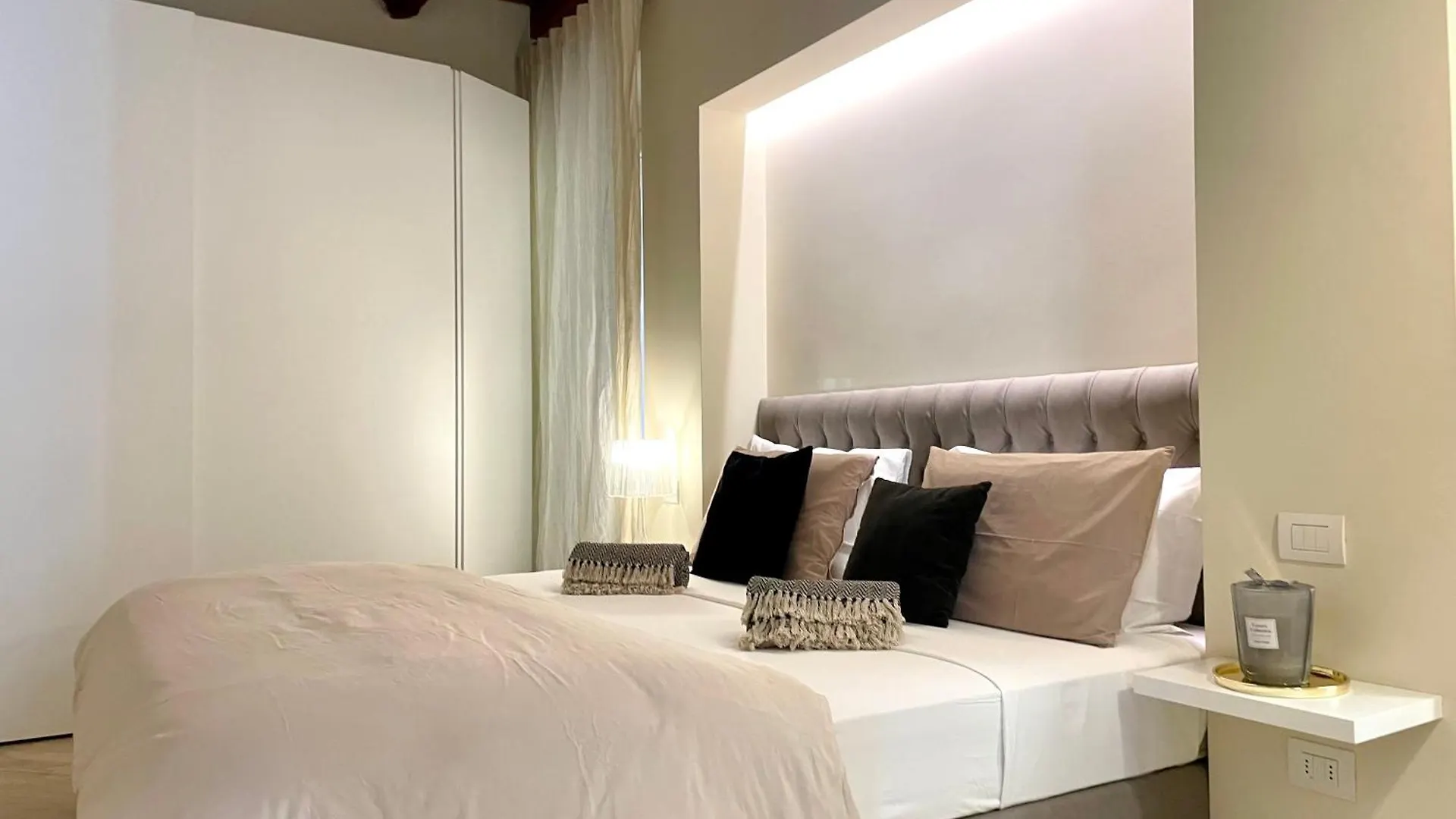 Noemi Apartment فيرونا