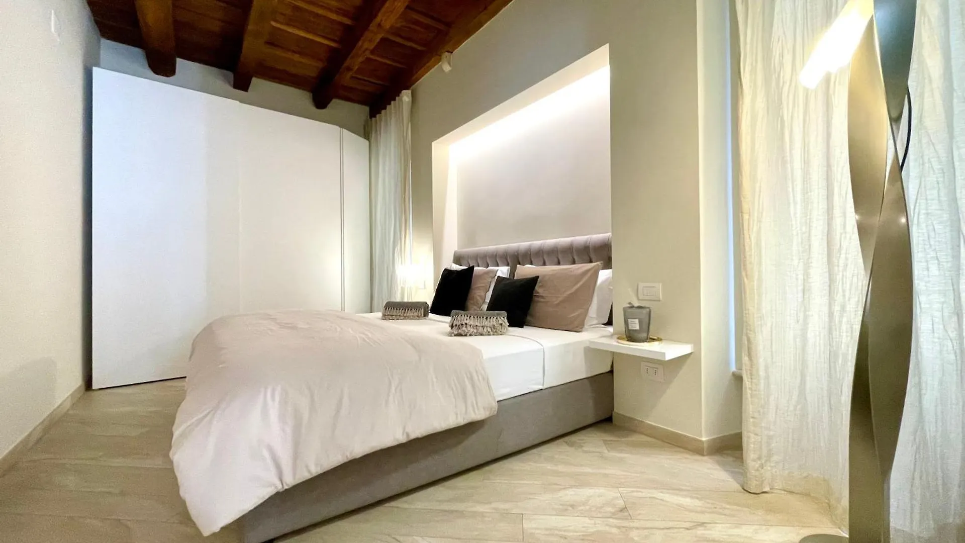Noemi Apartment فيرونا